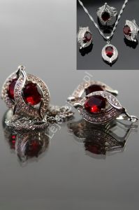 Zestaw srebro 925 - naszyjnik, pierścionek, kolczyki, czerwony kamień | biżuteria srebrna, swarovski