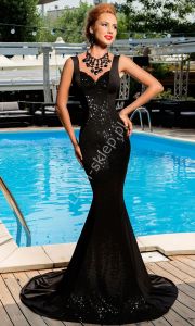 Czarna cekinowa długa sukienka | sukienki sylwetrowe, karnawałowe