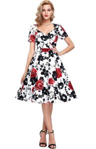 Sukienka pin-up w czerwone róże , swingdress | Sukienka w czerwone kwiaty vintage
