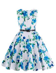 Sukienka dla dziewczynki w niebieskie kwiaty | sukienki w stylu pin-up, retro sukienki dla dziewczyn